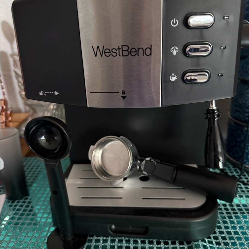 West Bend Espresso Machine with Accessories - Picture 1 of 8
